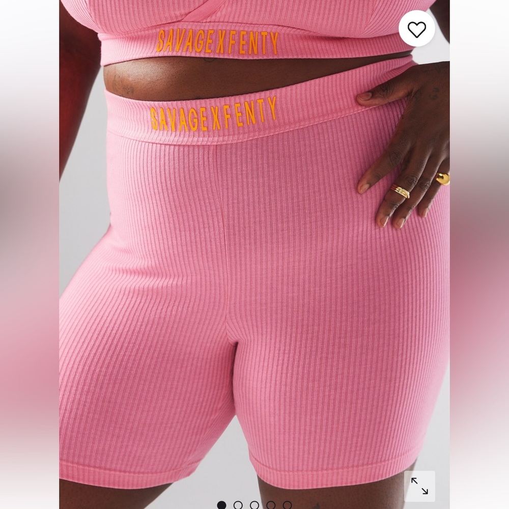 💕Savage x Fenty Xssential Heavy Rib Logo Bike Short